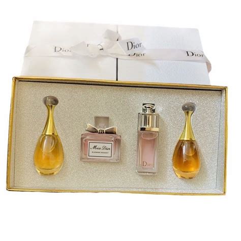 christian dior holiday gift set|dior mini fragrance gift set.